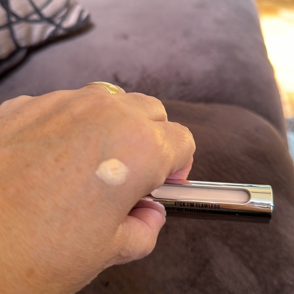 This concealer is a game changer! - Picture 4 of 4